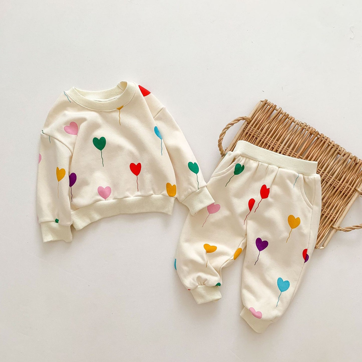Autumn Love Baby Top and Pants Fashion 2-Piece Children's Suit