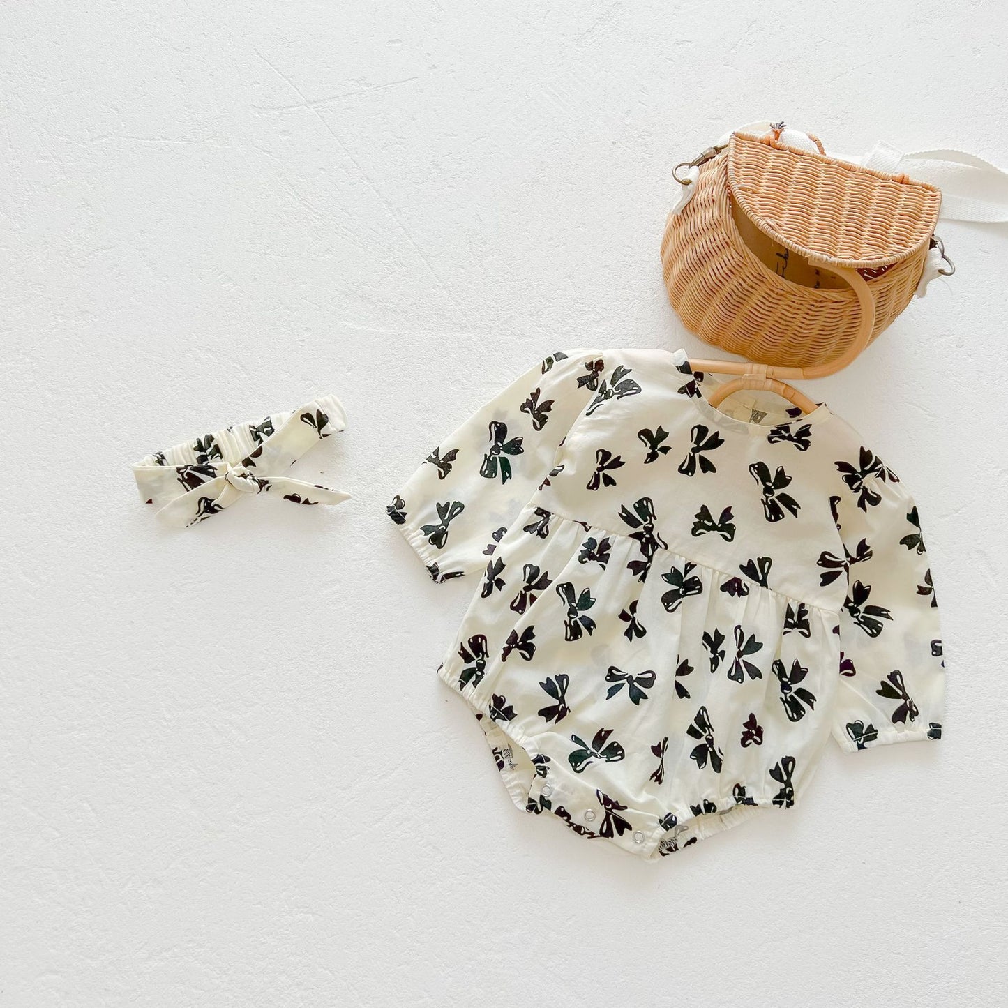 Infant Bow Printed Khaki Rompery romper